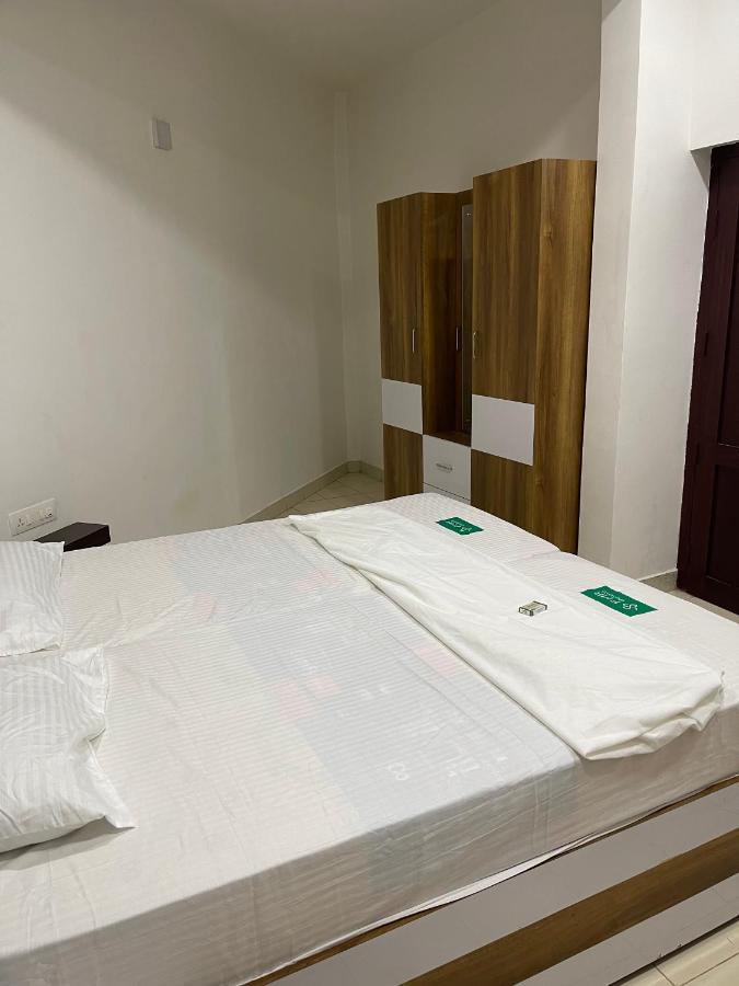 Pmr Grandays Otel Malappuram Dış mekan fotoğraf