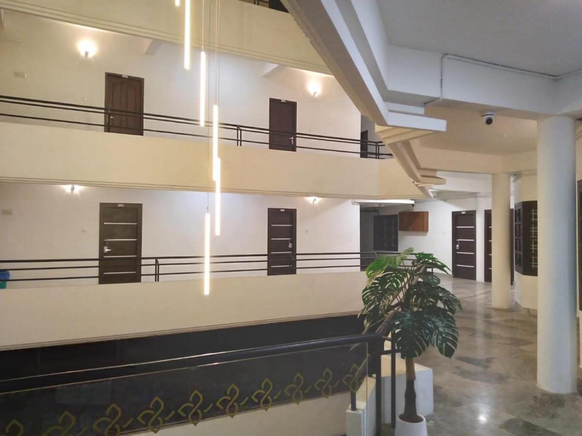 Pmr Grandays Otel Malappuram Dış mekan fotoğraf